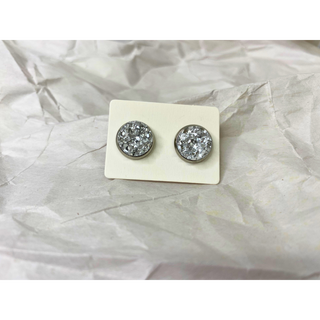 Americana Studs