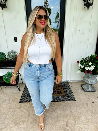 Alexie Straight Leg Crop Jean